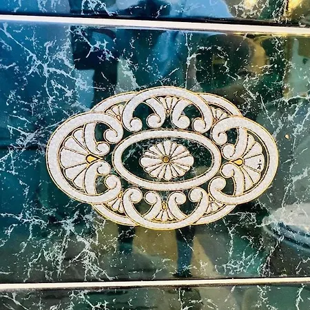 Sublime 2 Bedroom Spacious And Bright Ac Private Parking * Nice