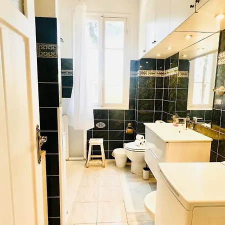 Sublime 2 Bedroom Spacious And Bright Ac Private Parking Nizza