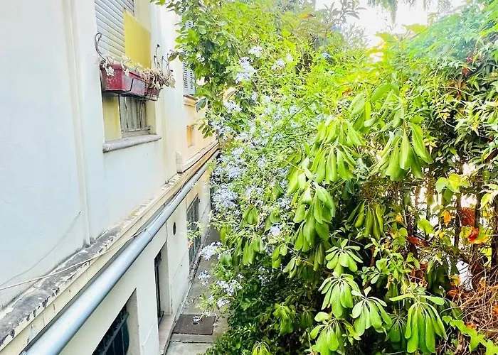 Lejlighed Sublime 2 Bedroom Spacious And Bright Ac Private Parking *